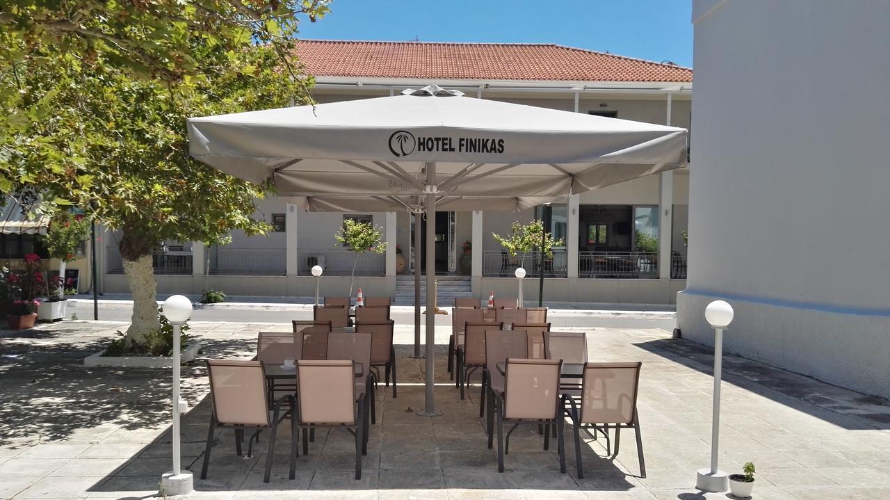 מת'וני Hotel Finikas מראה חיצוני תמונה